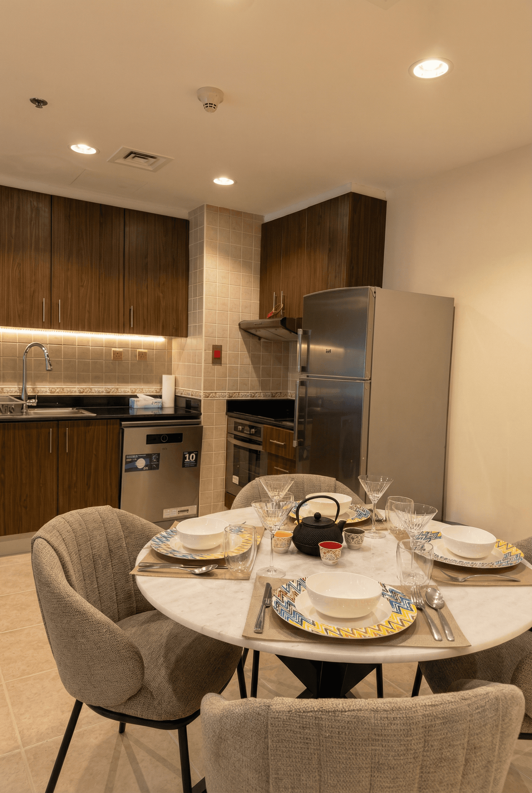 2307 Elite Residence - 21