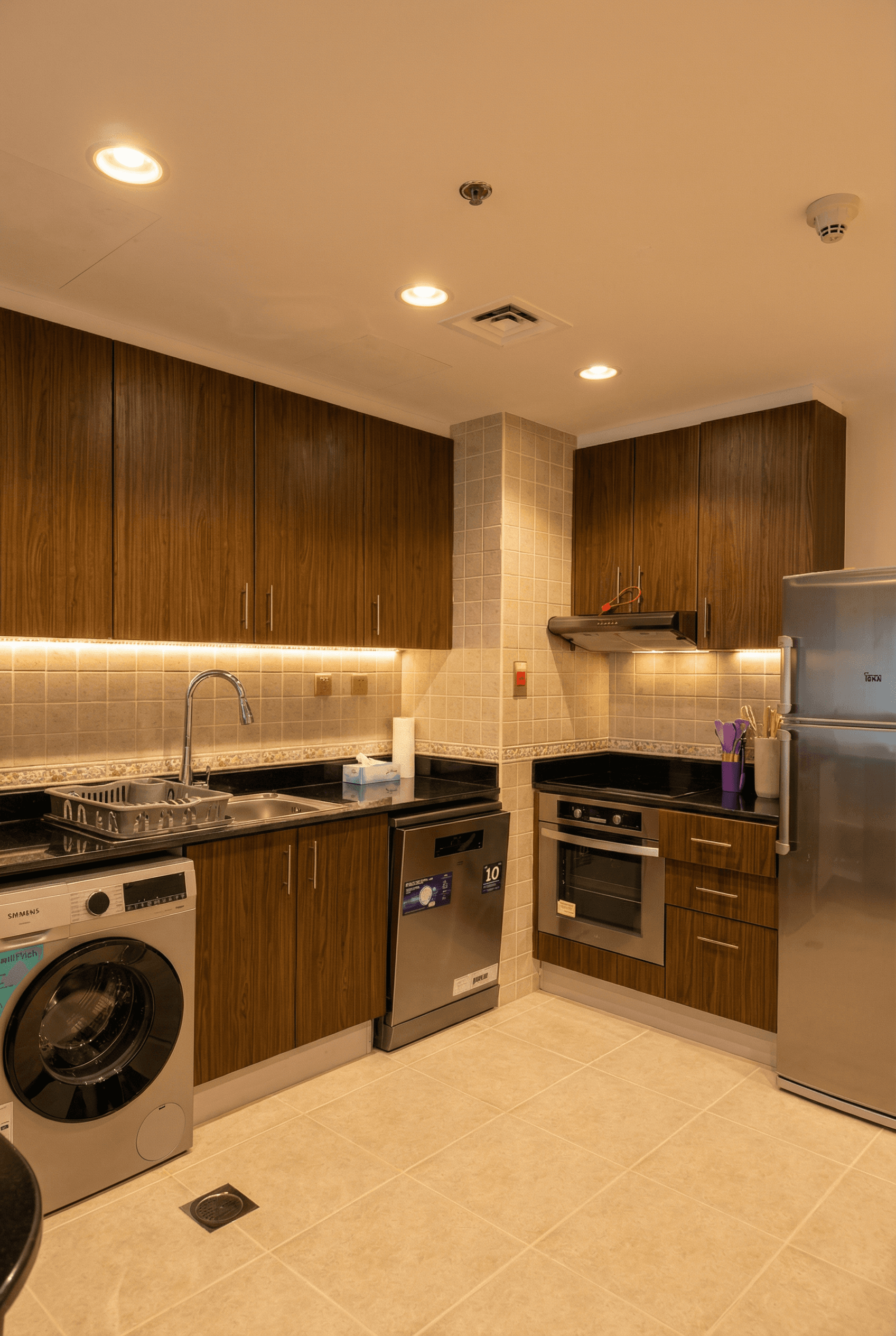 2307 Elite Residence - 30